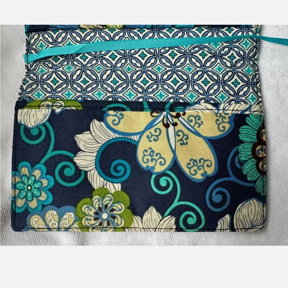 VTG Vera Bradley Mod Blue Floral, Quilted Book Cover Retired ‘07 EUC
